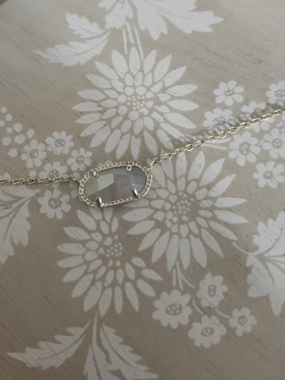 Kendra Scott Iridescent Slate Gold Elisa Pendant Necklace